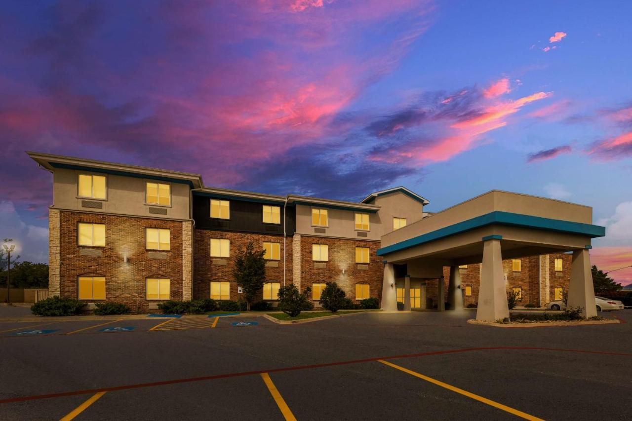 Best Western Bowie Inn & Suites Luaran gambar